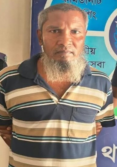 নাভারন সাতক্ষীরা মোড়ের গাঁজা ব্যবসায়ী হোসেন আটক 